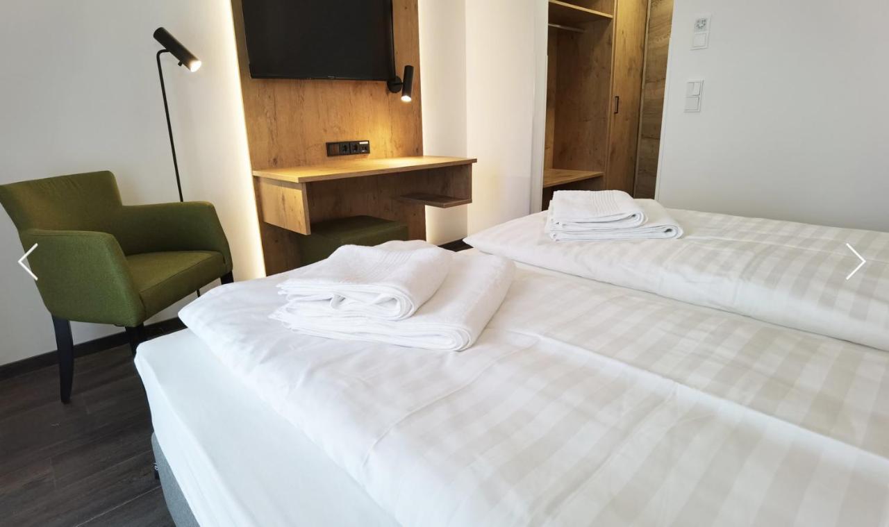 Waldschloessl Hotel Bruckmühl Екстериор снимка