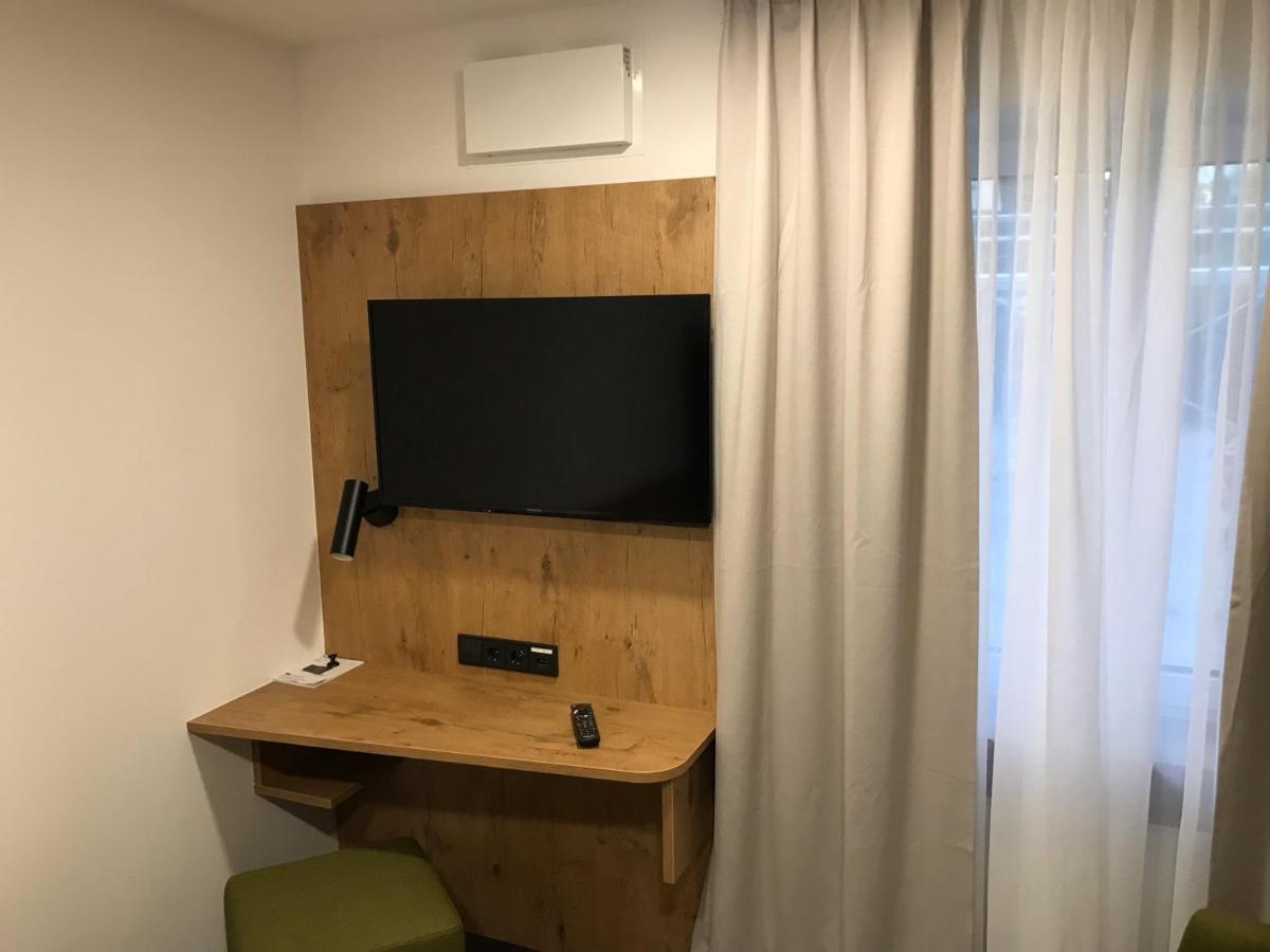 Waldschloessl Hotel Bruckmühl Екстериор снимка